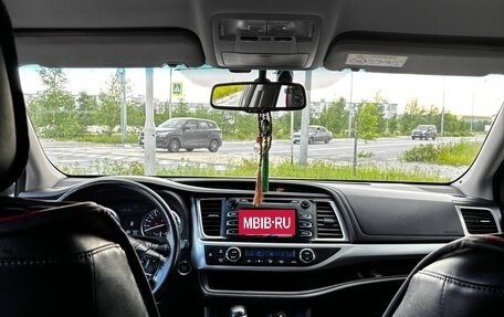 Toyota Highlander III, 2014 год, 2 900 000 рублей, 5 фотография