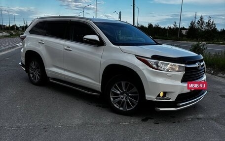 Toyota Highlander III, 2014 год, 2 900 000 рублей, 4 фотография