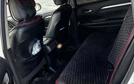 Toyota Highlander III, 2014 год, 2 900 000 рублей, 8 фотография