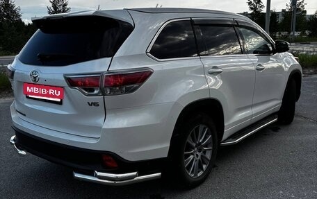 Toyota Highlander III, 2014 год, 2 900 000 рублей, 12 фотография