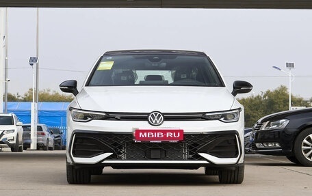 Volkswagen Golf VIII, 2024 год, 3 250 000 рублей, 2 фотография