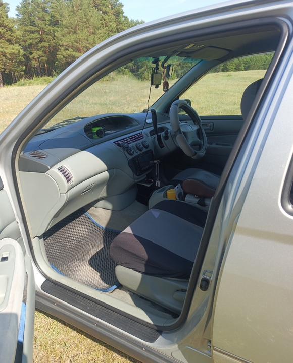 Toyota Vista V50, 1998 год, 470 000 рублей, 4 фотография