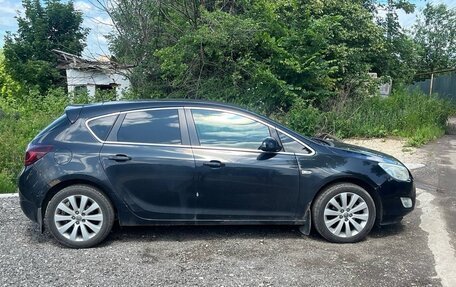 Opel Astra J, 2012 год, 535 000 рублей, 2 фотография