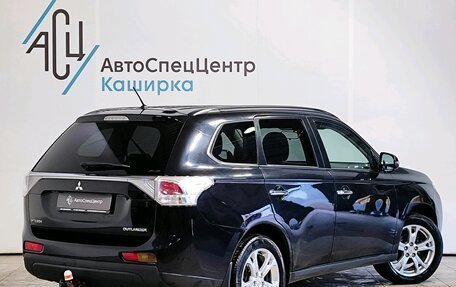 Mitsubishi Outlander III рестайлинг 3, 2012 год, 1 289 000 рублей, 2 фотография
