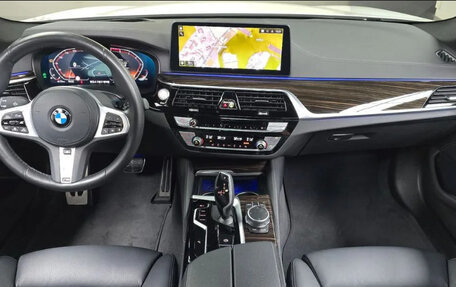 BMW 5 серия, 2022 год, 3 499 000 рублей, 7 фотография