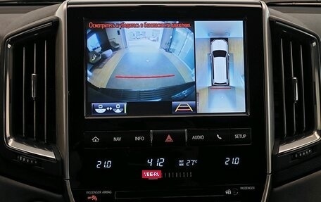 Toyota Land Cruiser 200, 2018 год, 5 890 000 рублей, 14 фотография