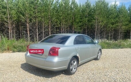 Toyota Avensis III рестайлинг, 2004 год, 620 000 рублей, 3 фотография