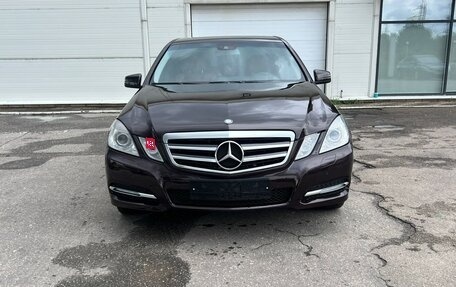 Mercedes-Benz E-Класс, 2011 год, 1 499 000 рублей, 4 фотография