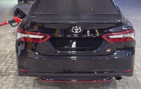 Toyota Camry, 2021 год, 2 950 000 рублей, 3 фотография