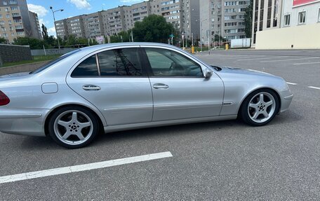 Mercedes-Benz E-Класс, 2002 год, 1 000 000 рублей, 7 фотография
