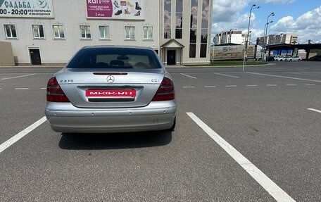 Mercedes-Benz E-Класс, 2002 год, 1 000 000 рублей, 5 фотография