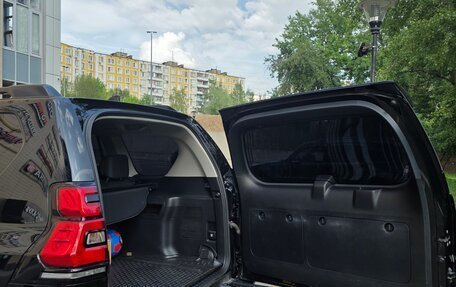 Toyota Land Cruiser Prado 150 рестайлинг 2, 2017 год, 5 250 000 рублей, 6 фотография