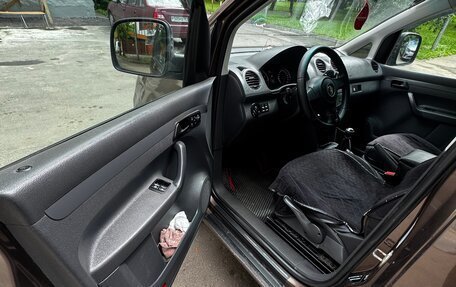 Volkswagen Caddy III рестайлинг, 2011 год, 850 000 рублей, 17 фотография
