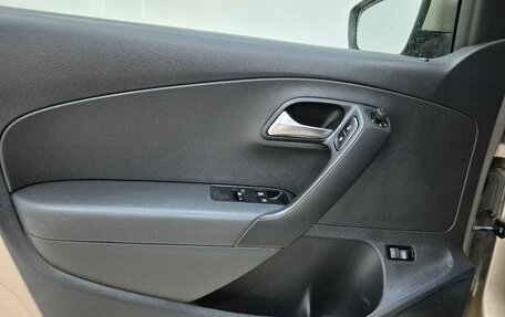 Volkswagen Polo VI (EU Market), 2016 год, 965 000 рублей, 8 фотография