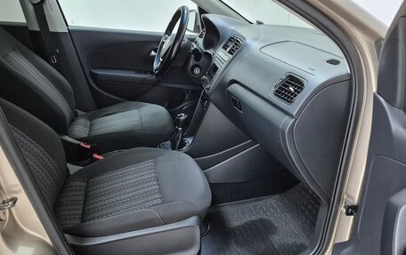 Volkswagen Polo VI (EU Market), 2016 год, 965 000 рублей, 14 фотография