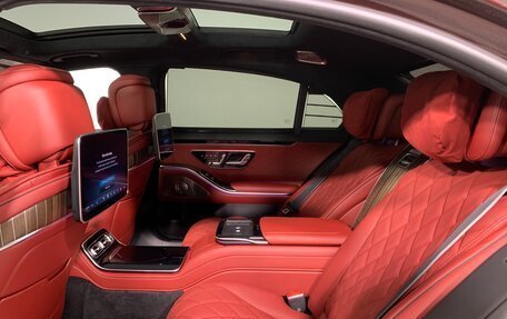 Mercedes-Benz S-Класс, 2024 год, 35 999 000 рублей, 19 фотография