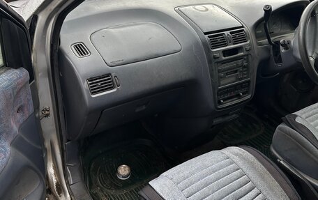 Toyota Ipsum II, 1997 год, 500 000 рублей, 11 фотография