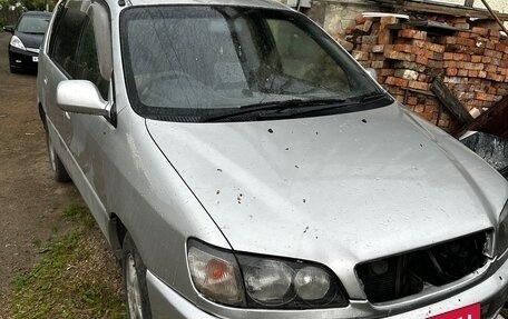 Toyota Ipsum II, 1997 год, 500 000 рублей, 9 фотография