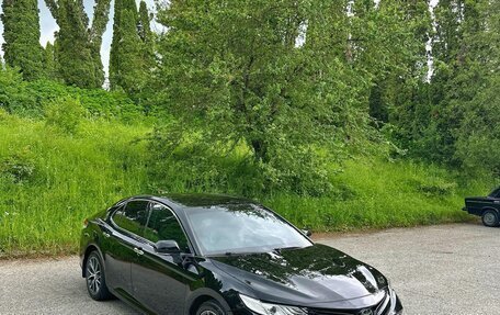 Toyota Camry, 2020 год, 3 180 000 рублей, 3 фотография