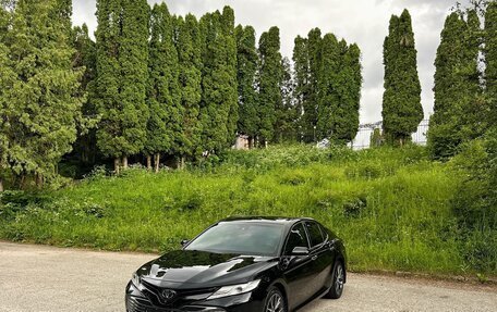 Toyota Camry, 2020 год, 3 180 000 рублей, 9 фотография