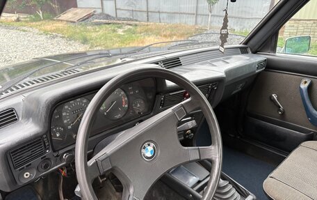 BMW 3 серия, 1981 год, 550 000 рублей, 9 фотография