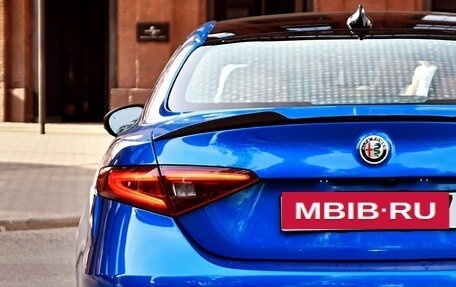 Alfa Romeo Giulia II, 2018 год, 2 350 000 рублей, 4 фотография