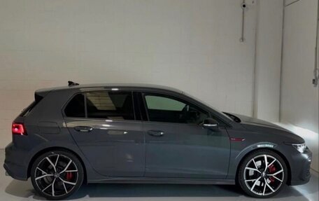 Volkswagen Golf GTI, 2022 год, 2 830 000 рублей, 4 фотография