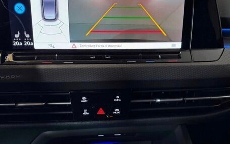 Volkswagen Golf GTI, 2022 год, 2 830 000 рублей, 17 фотография