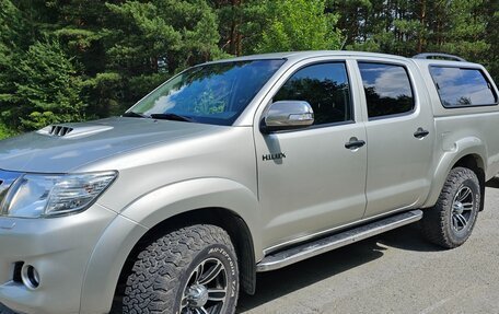 Toyota Hilux VII, 2014 год, 2 700 000 рублей, 4 фотография