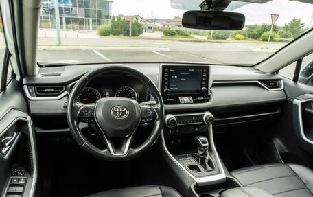 Toyota RAV4, 2019 год, 3 149 000 рублей, 6 фотография