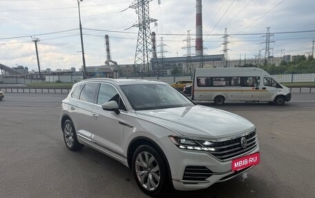 Volkswagen Touareg III, 2018 год, 4 800 000 рублей, 4 фотография