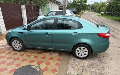 KIA Rio III рестайлинг, 2013 год, 750 000 рублей, 3 фотография
