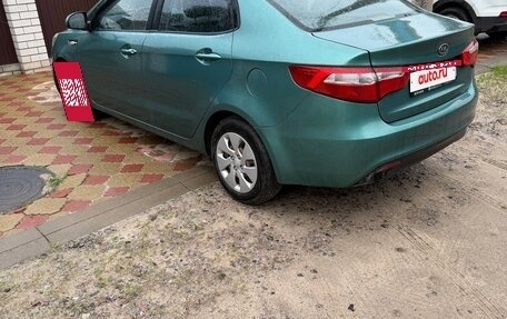 KIA Rio III рестайлинг, 2013 год, 750 000 рублей, 4 фотография