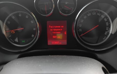 Opel Astra J, 2014 год, 950 000 рублей, 1 фотография