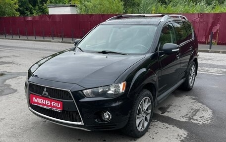 Mitsubishi Outlander III рестайлинг 3, 2010 год, 1 290 000 рублей, 1 фотография