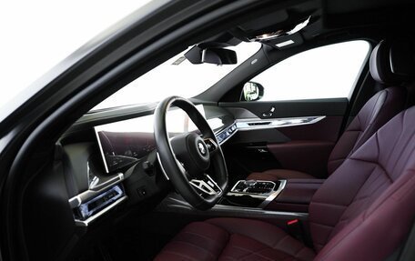 BMW 7 серия, 2023 год, 11 000 000 рублей, 9 фотография