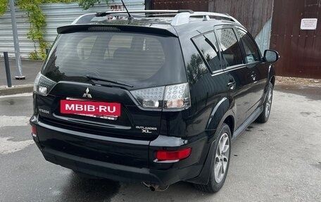 Mitsubishi Outlander III рестайлинг 3, 2010 год, 1 290 000 рублей, 5 фотография