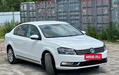 Volkswagen Passat B7, 2011 год, 750 000 рублей, 2 фотография