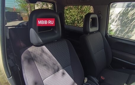 Suzuki Jimny, 2006 год, 1 050 000 рублей, 16 фотография