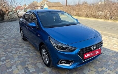 Hyundai Solaris II рестайлинг, 2018 год, 1 335 000 рублей, 2 фотография