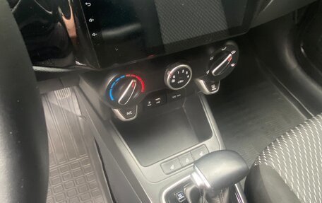 KIA Rio IV, 2020 год, 1 360 000 рублей, 8 фотография