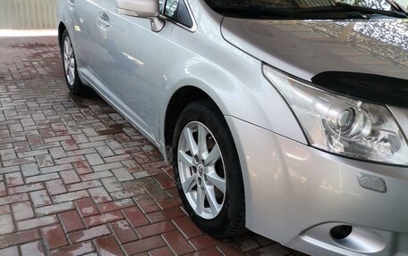 Toyota Avensis III рестайлинг, 2011 год, 1 150 000 рублей, 3 фотография