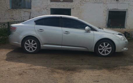 Toyota Avensis III рестайлинг, 2011 год, 1 150 000 рублей, 25 фотография