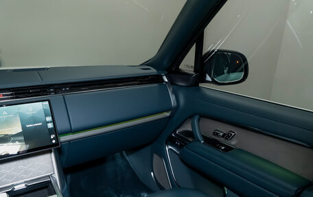 Land Rover Range Rover IV рестайлинг, 2025 год, 32 500 000 рублей, 23 фотография