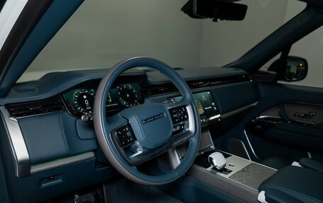 Land Rover Range Rover IV рестайлинг, 2025 год, 32 500 000 рублей, 19 фотография