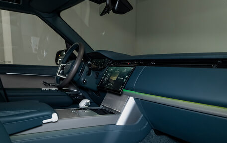 Land Rover Range Rover IV рестайлинг, 2025 год, 32 500 000 рублей, 25 фотография
