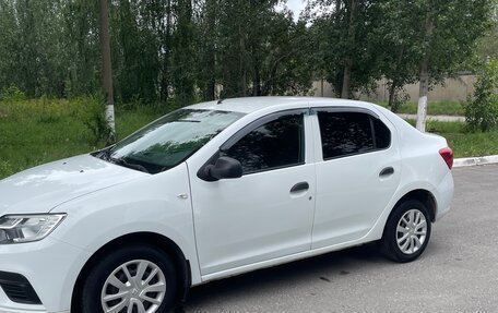 Renault Logan II, 2019 год, 600 000 рублей, 10 фотография