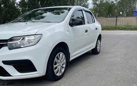 Renault Logan II, 2019 год, 600 000 рублей, 11 фотография