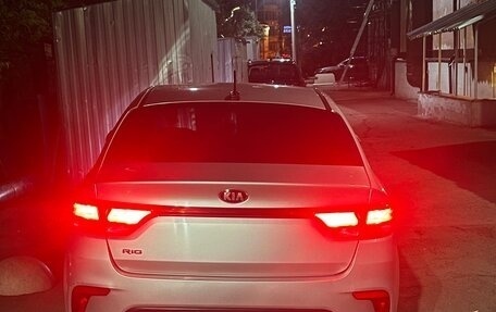 KIA Rio IV, 2018 год, 1 050 000 рублей, 7 фотография