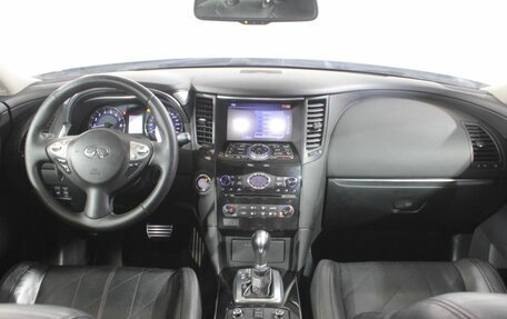 Infiniti FX II, 2013 год, 1 990 000 рублей, 15 фотография